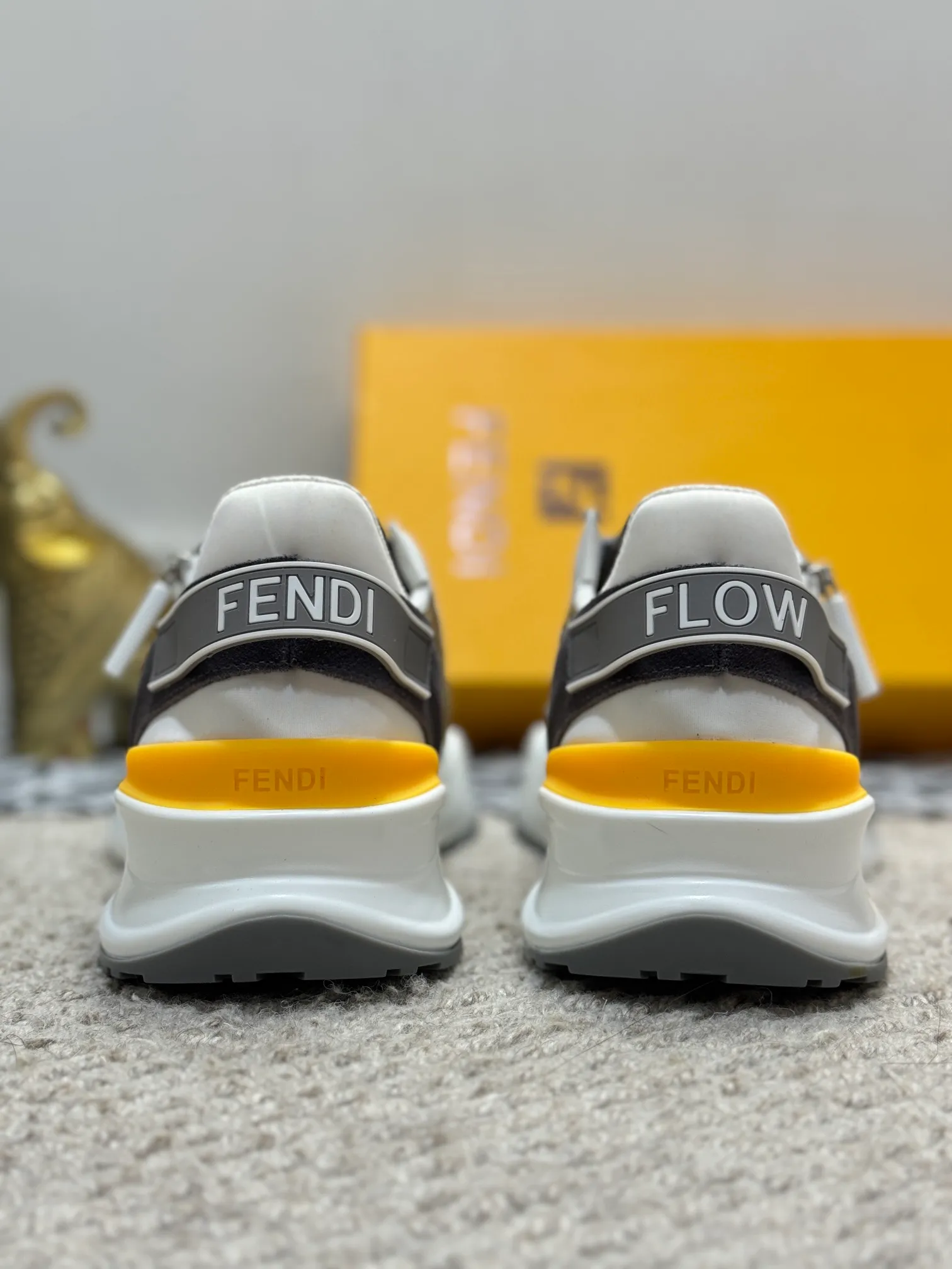 Men's men's shoes 💰520 [New style] 🦥🦥 Original quality - Fendi ◾️▫️F D🆕 Spring and summer new men's slip-on sneakers, with elastic straps, side zippers, and corrugated soles engraved with F. Embossed Fendi Flow lettering on the heel. Mixed material of high-tech fabric and black suede. FF graphic tongue. Ultra-light and wear-resistant EVA sole. Size: 38-44 (45 customized